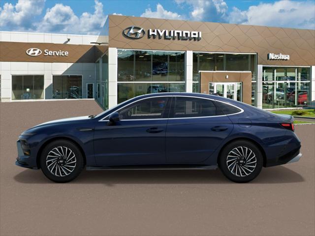2025 Hyundai SONATA Hybrid Vehicle Photo in Nashua, NH 03060