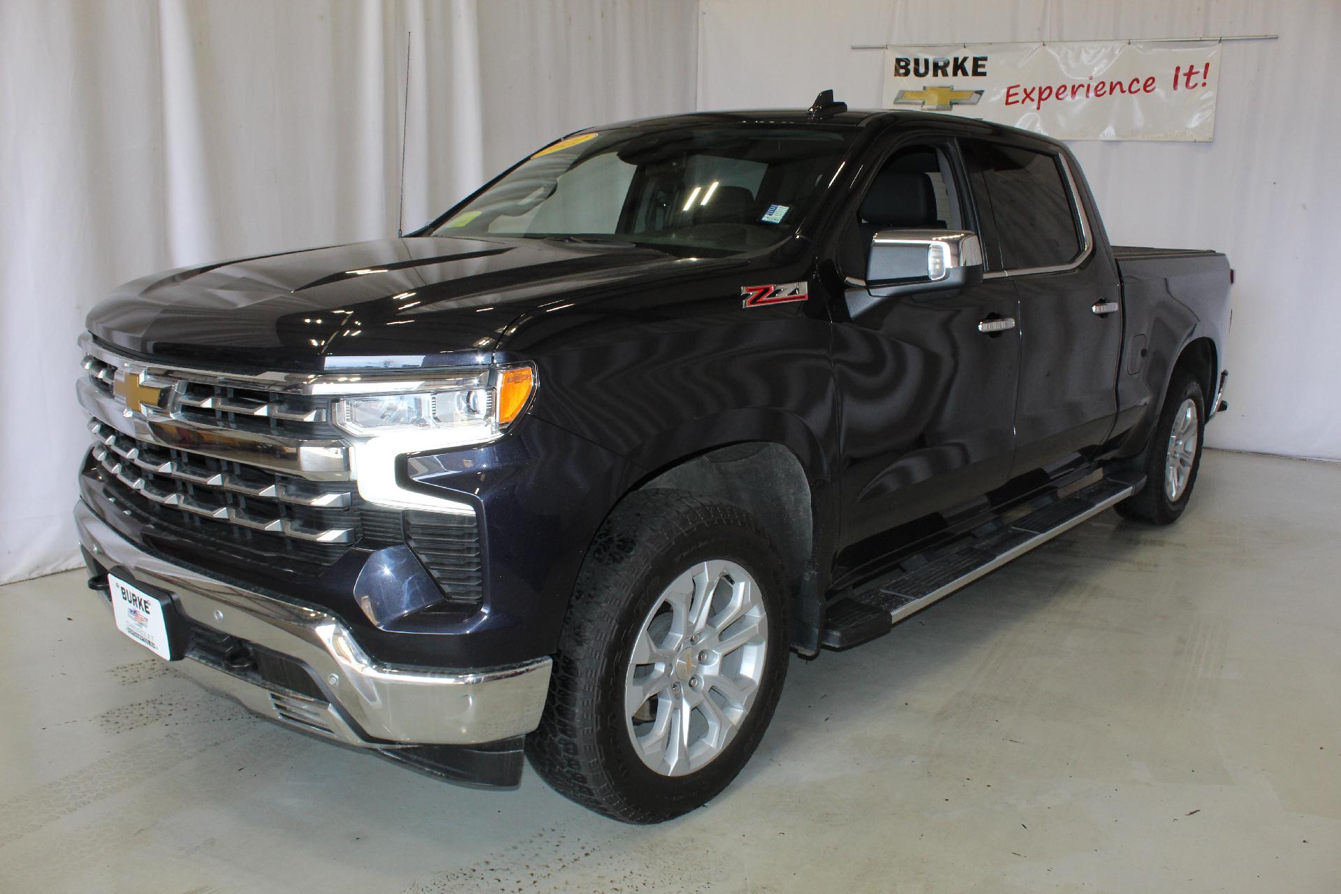 2022 Chevrolet Silverado 1500 Vehicle Photo in NORTHAMPTON, MA 01060-1120