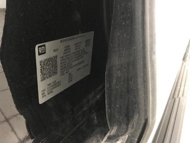2025 Cadillac ESCALADE IQ Vehicle Photo in GREEN BAY, WI 54303-3330