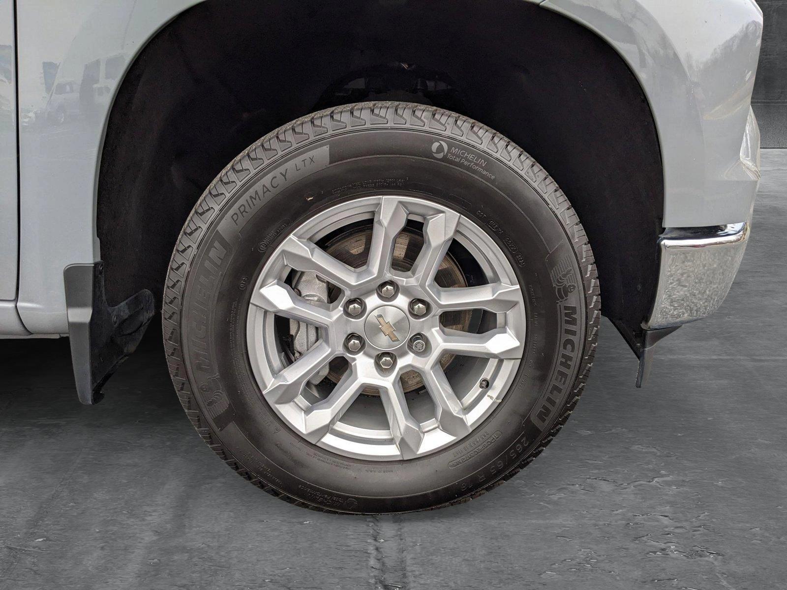2024 Chevrolet Silverado 1500 Vehicle Photo in TIMONIUM, MD 21093-2300