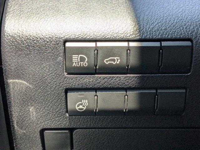 2022 Lexus RX Vehicle Photo in BRUNSWICK, GA 31525-1881