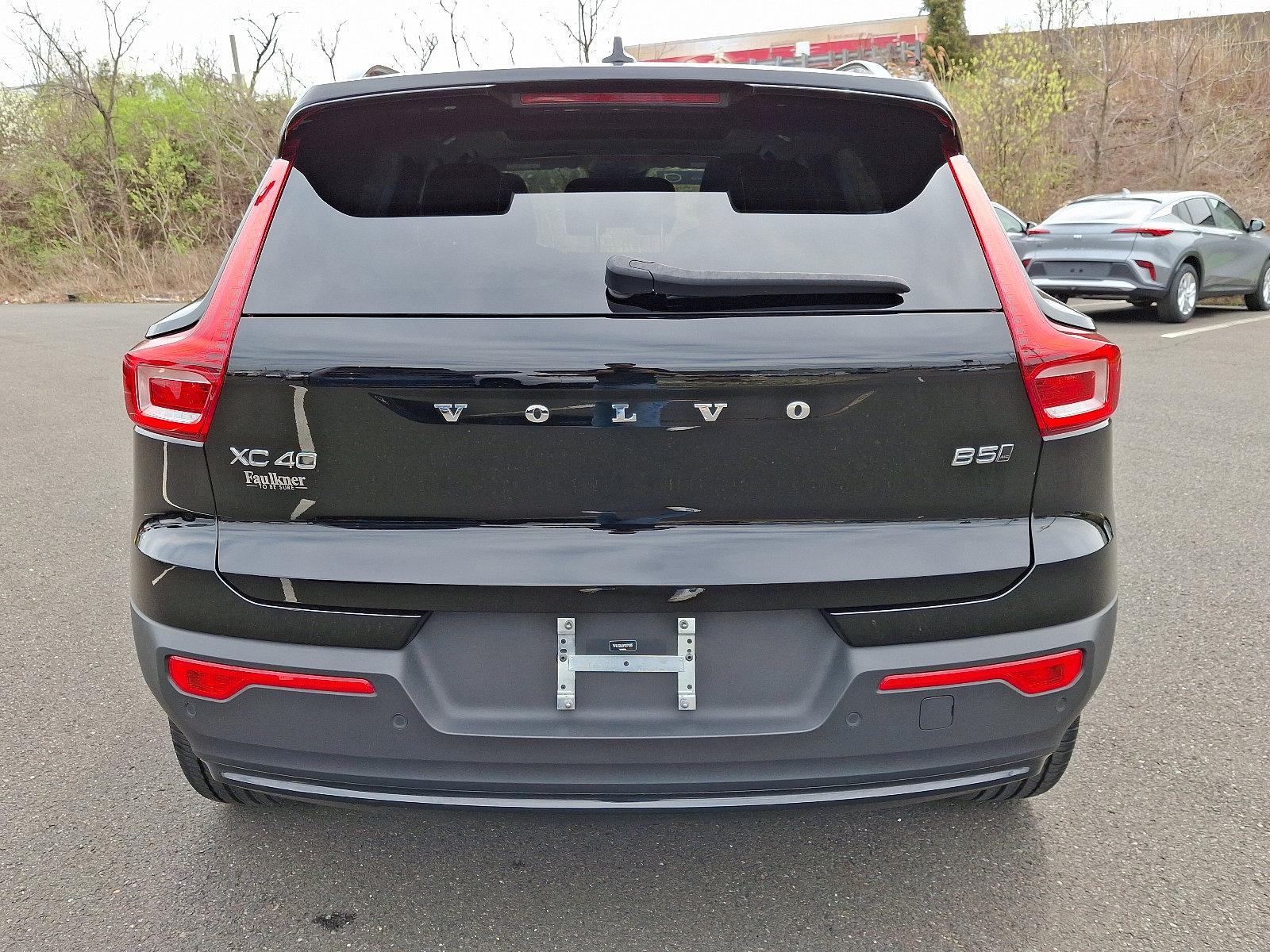 2023 Volvo XC40 Vehicle Photo in Trevose, PA 19053