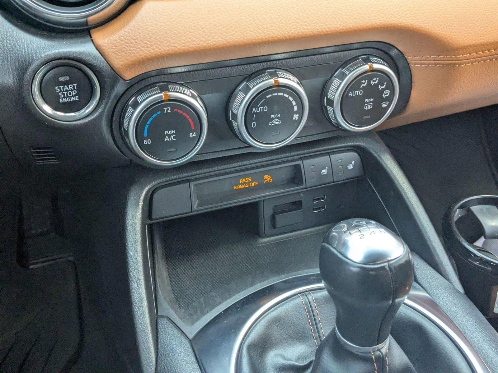 2019 FIAT 124 Spider Vehicle Photo in Towson, MD 21204