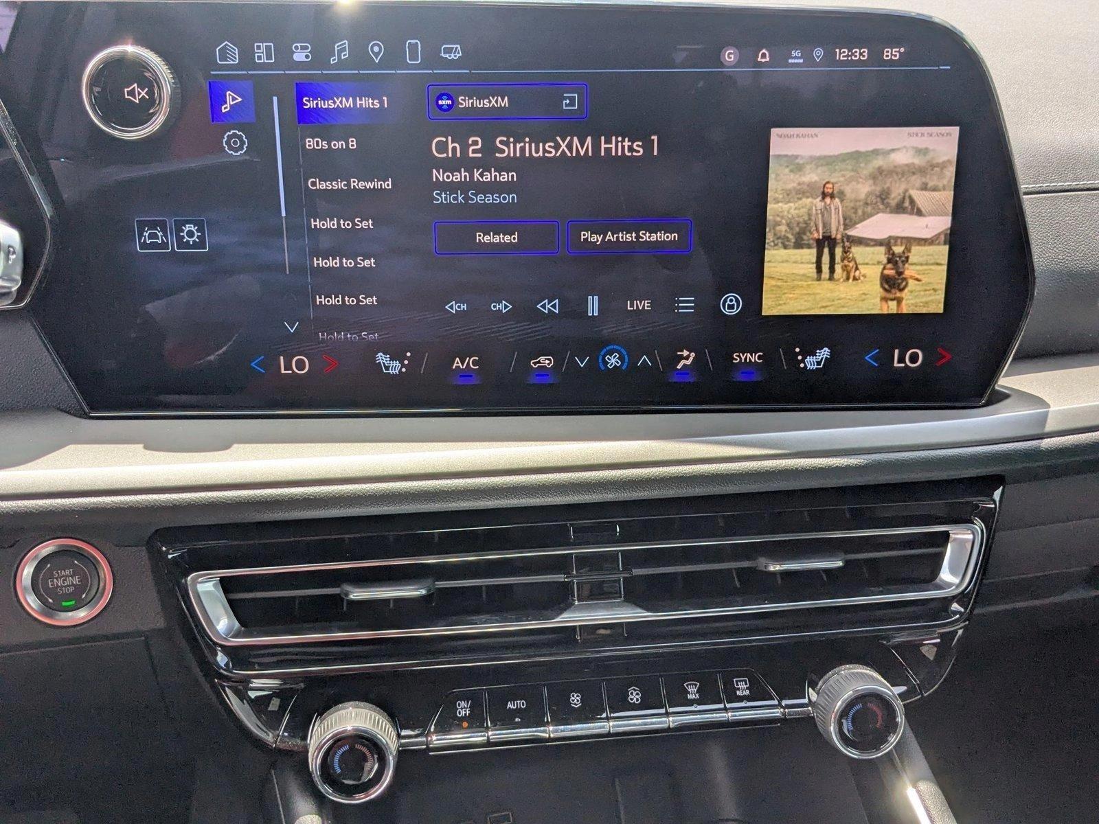 2025 Chevrolet Traverse Vehicle Photo in PEMBROKE PINES, FL 33024-6534