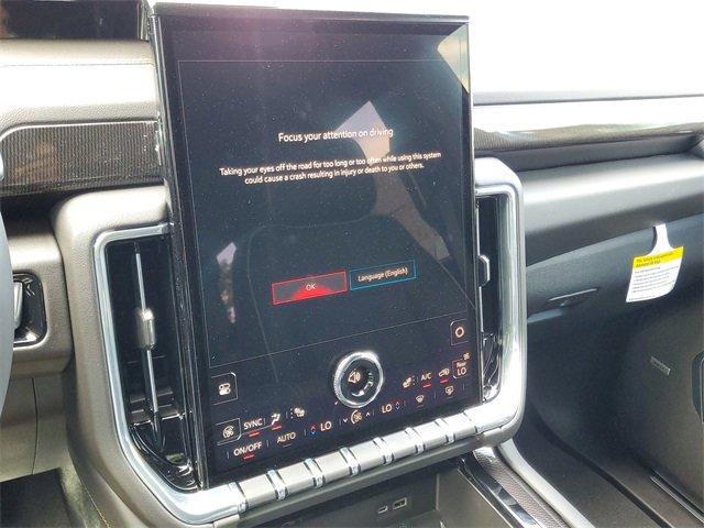 2025 GMC Yukon Vehicle Photo in SUNRISE, FL 33323-3202