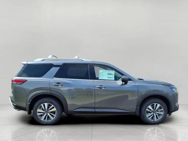 2025 Nissan Pathfinder Vehicle Photo in Oshkosh, WI 54904