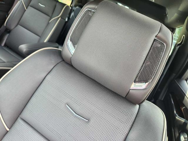 2023 Cadillac Escalade Vehicle Photo in HOUSTON, TX 77079