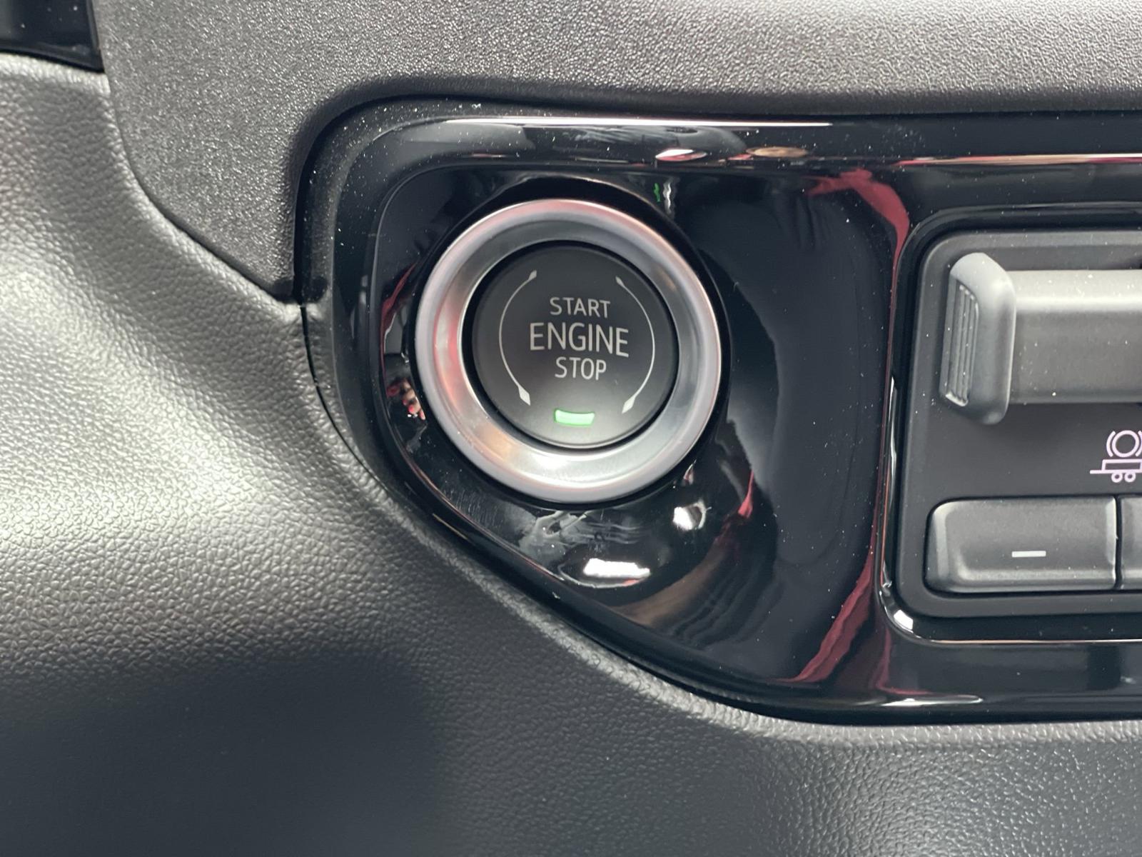 2025 Chevrolet Silverado 1500 Vehicle Photo in BENTONVILLE, AR 72712-4322