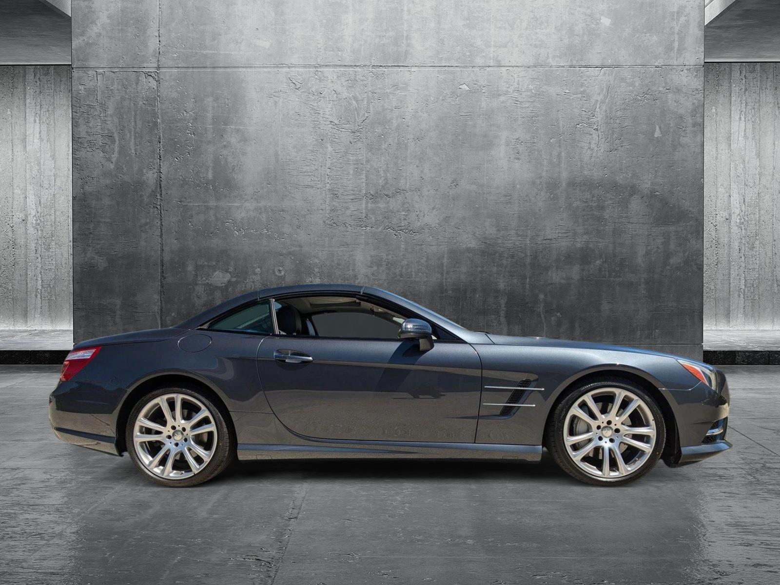 2013 Mercedes-Benz SL-Class Vehicle Photo in Tampa, FL 33614