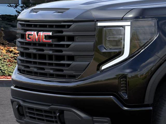 2025 GMC Sierra 1500 Vehicle Photo in ZELIENOPLE, PA 16063-2910