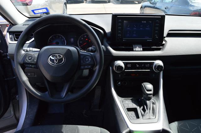 2020 Toyota RAV4 Vehicle Photo in Houston, TX 77090
