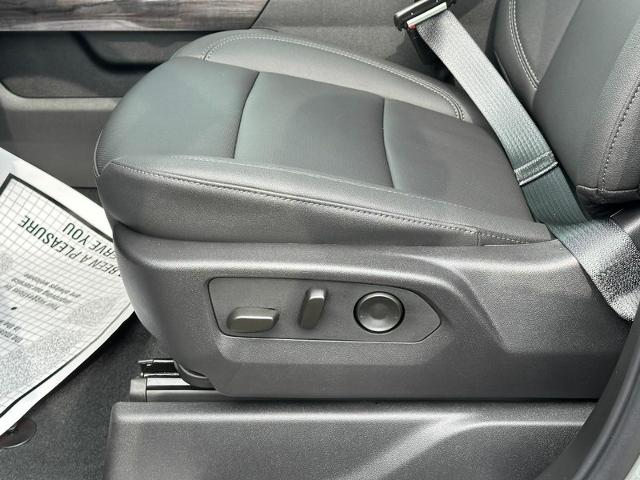 2025 Chevrolet Silverado 1500 Vehicle Photo in COLUMBIA, MO 65203-3903
