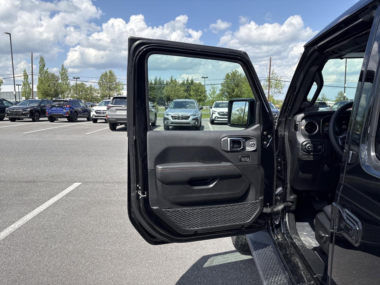 2025 Jeep Wrangler Vehicle Photo in Mechanicsburg, PA 17050-1707