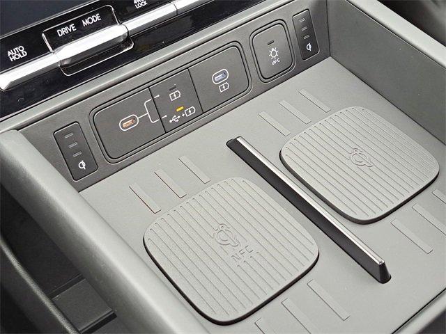 2025 Hyundai Santa Fe Hybrid Vehicle Photo in MILFORD, OH 45150-1684