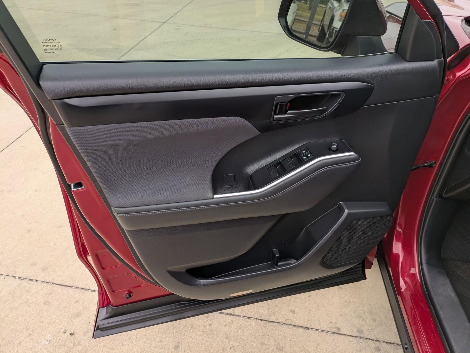 2021 Toyota Highlander Vehicle Photo in SELMA, TX 78154-1460