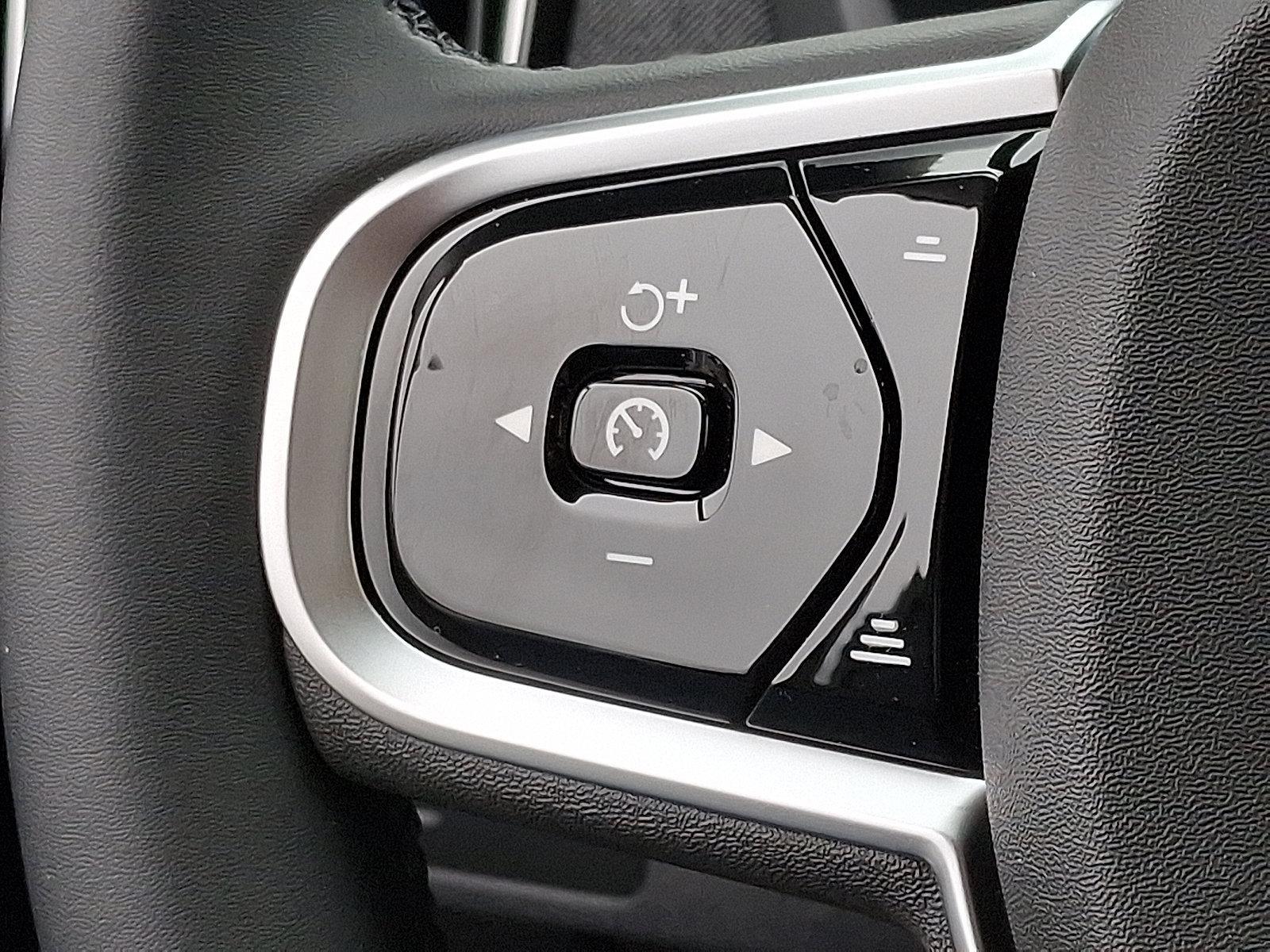 2026 Volvo XC90 Vehicle Photo in Trevose, PA 19053