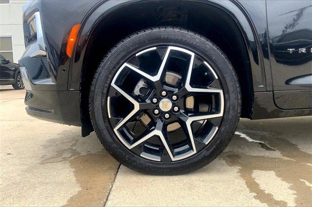 2024 Chevrolet Traverse Vehicle Photo in TOPEKA, KS 66609-0000