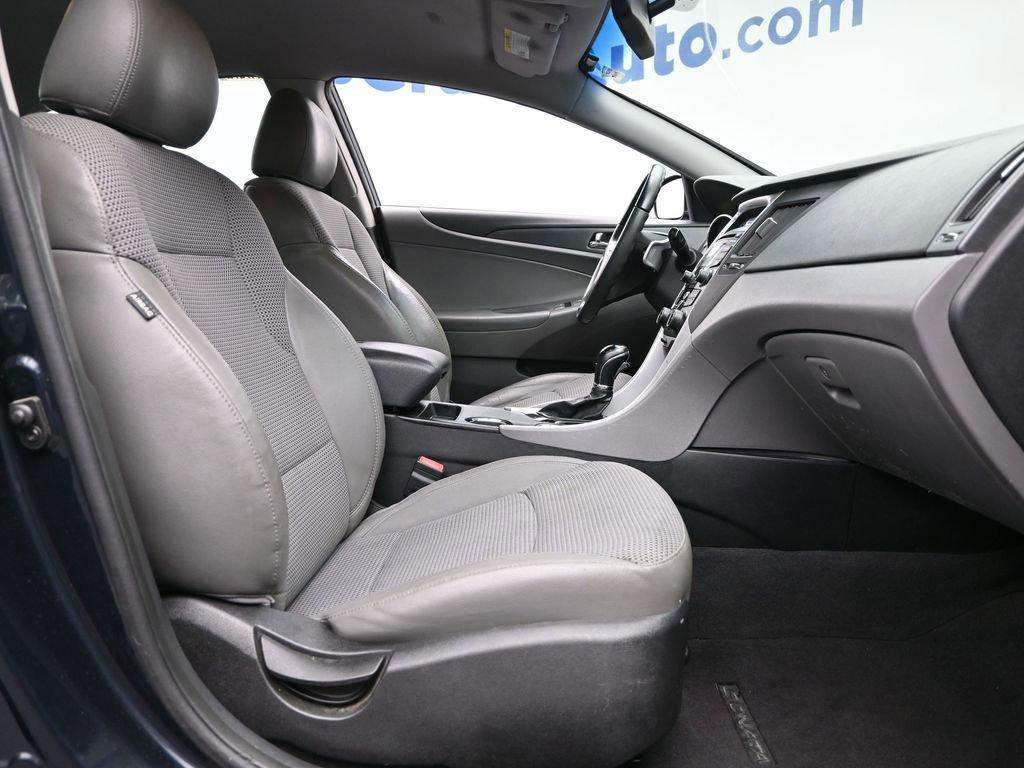 2012 Hyundai SONATA Vehicle Photo in Cedar Rapids, IA 52402