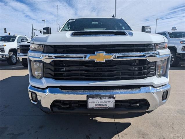 2025 Chevrolet Silverado 2500 HD Vehicle Photo in ENGLEWOOD, CO 80113-6708
