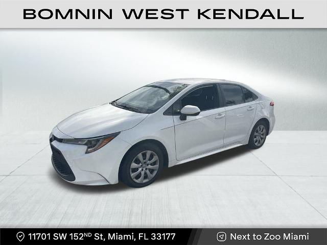 Used 2021 Toyota Corolla LE with VIN JTDEPMAE6MJ127001 for sale in Miami, FL