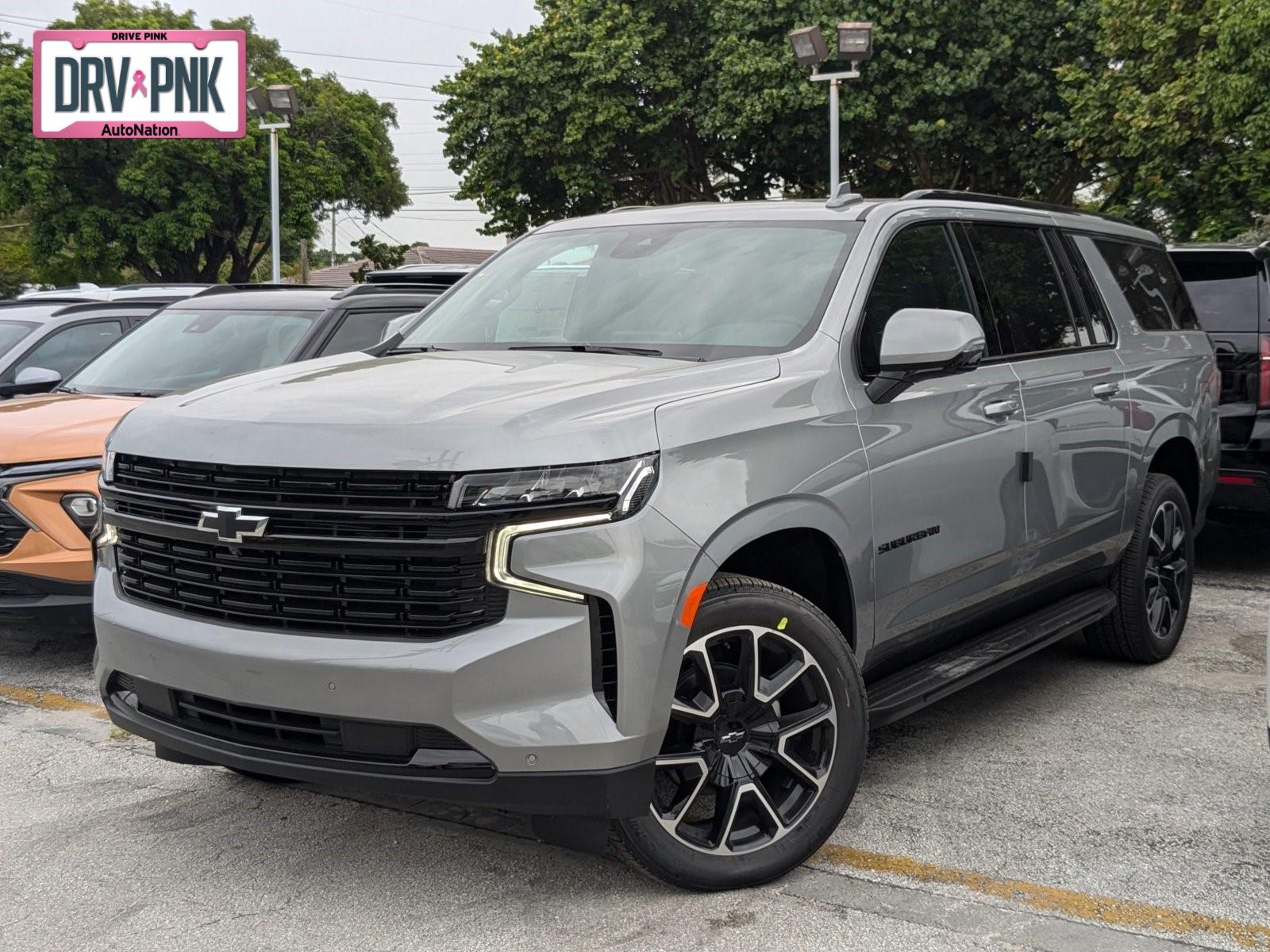 2024 Chevrolet Suburban Vehicle Photo in MIAMI, FL 33134-2699