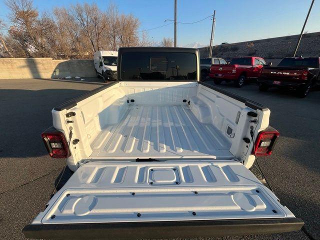 2023 Jeep Gladiator Vehicle Photo in Salt Lake City, UT 84115-2787