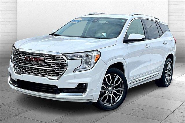 2022 GMC Terrain Vehicle Photo in TOPEKA, KS 66609-0000