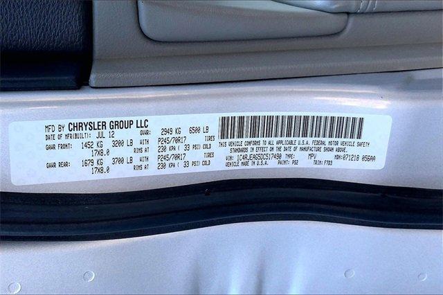 2013 Jeep Grand Cherokee Vehicle Photo in KANSAS CITY, MO 64114-4502
