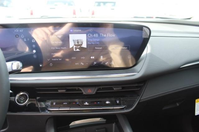 2025 Buick Envision Vehicle Photo in Greenville, TX 75402