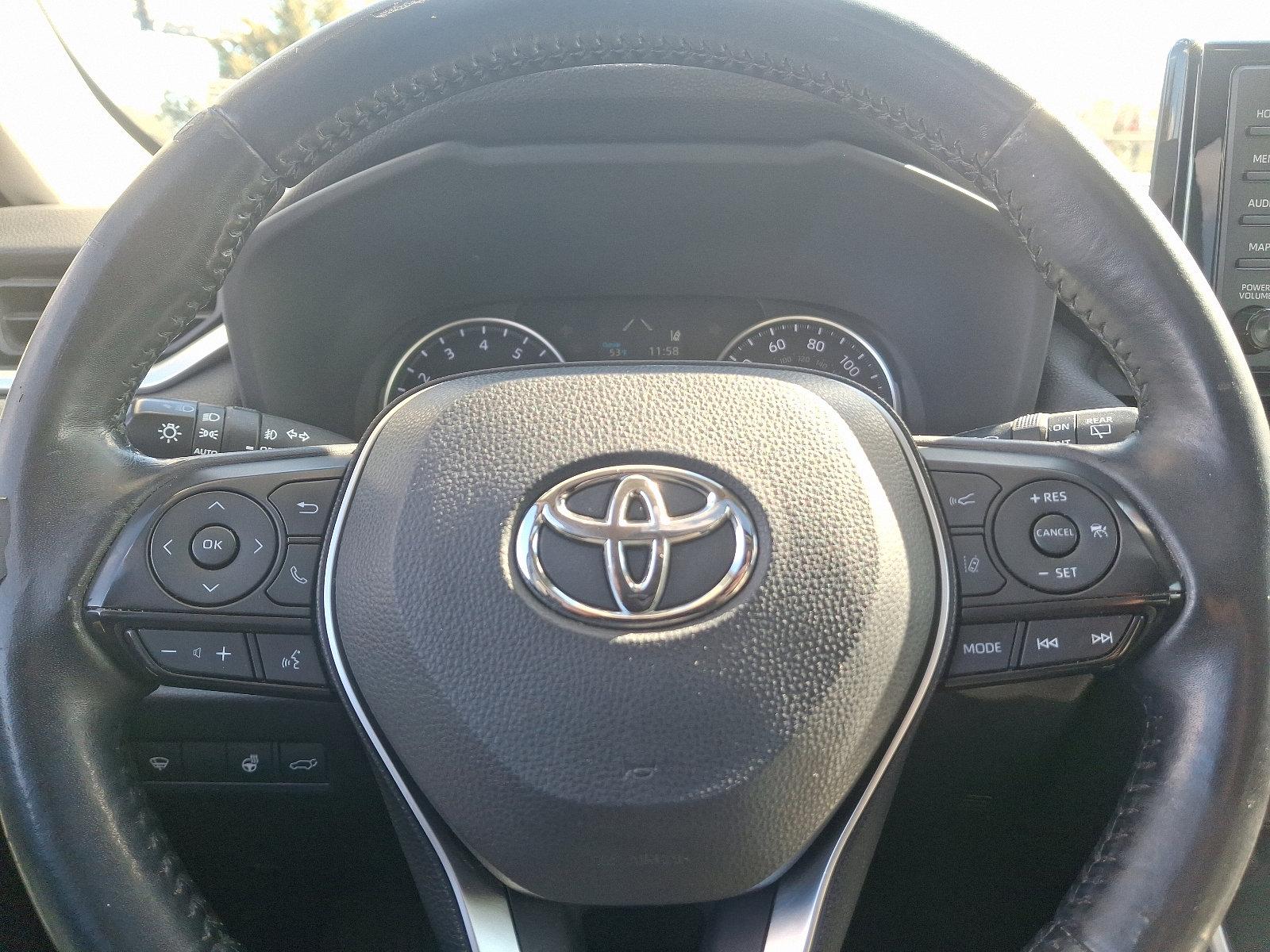 2019 Toyota RAV4 Vehicle Photo in Trevose, PA 19053