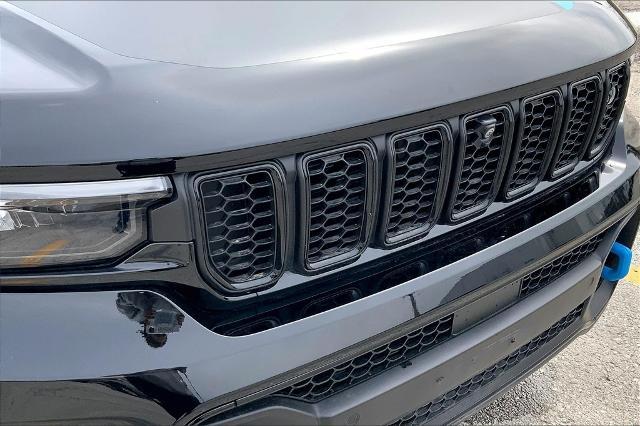 2023 Jeep Grand Cherokee 4xe Vehicle Photo in Kansas City, MO 64114