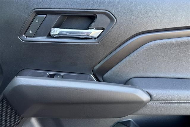 2025 GMC Canyon Vehicle Photo in ELK GROVE, CA 95757-8703