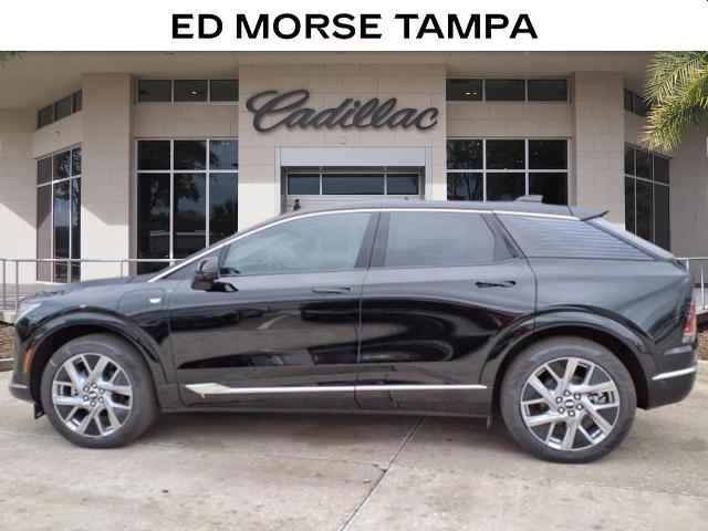 2025 Cadillac OPTIQ Vehicle Photo in Tampa, FL 33612
