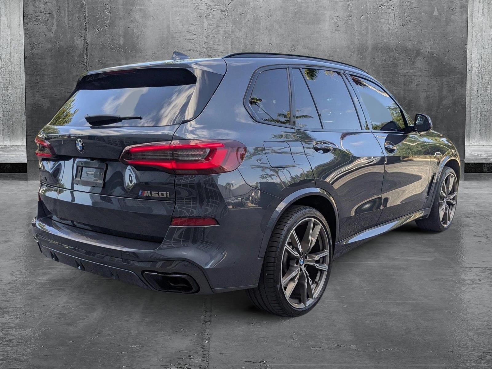 2022 BMW X5 M50i Vehicle Photo in Pompano Beach, FL 33064
