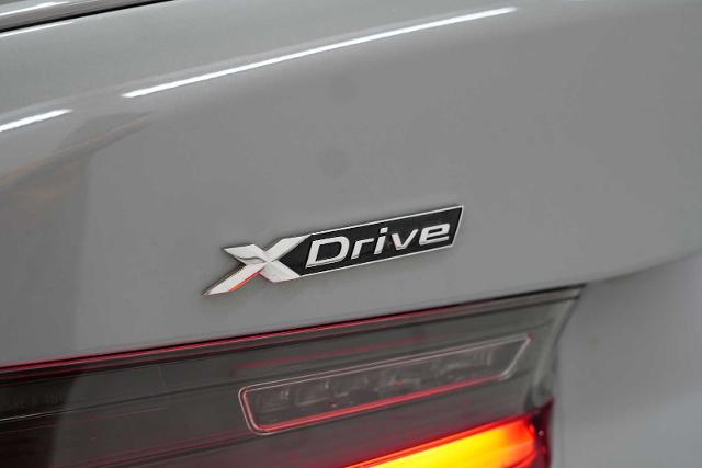 2025 BMW 330i xDrive Vehicle Photo in GRAPEVINE, TX 76051