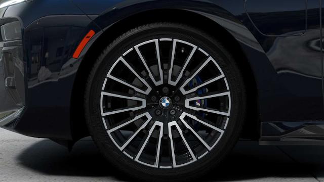 2025 BMW 750e xDrive Vehicle Photo in GRAPEVINE, TX 76051
