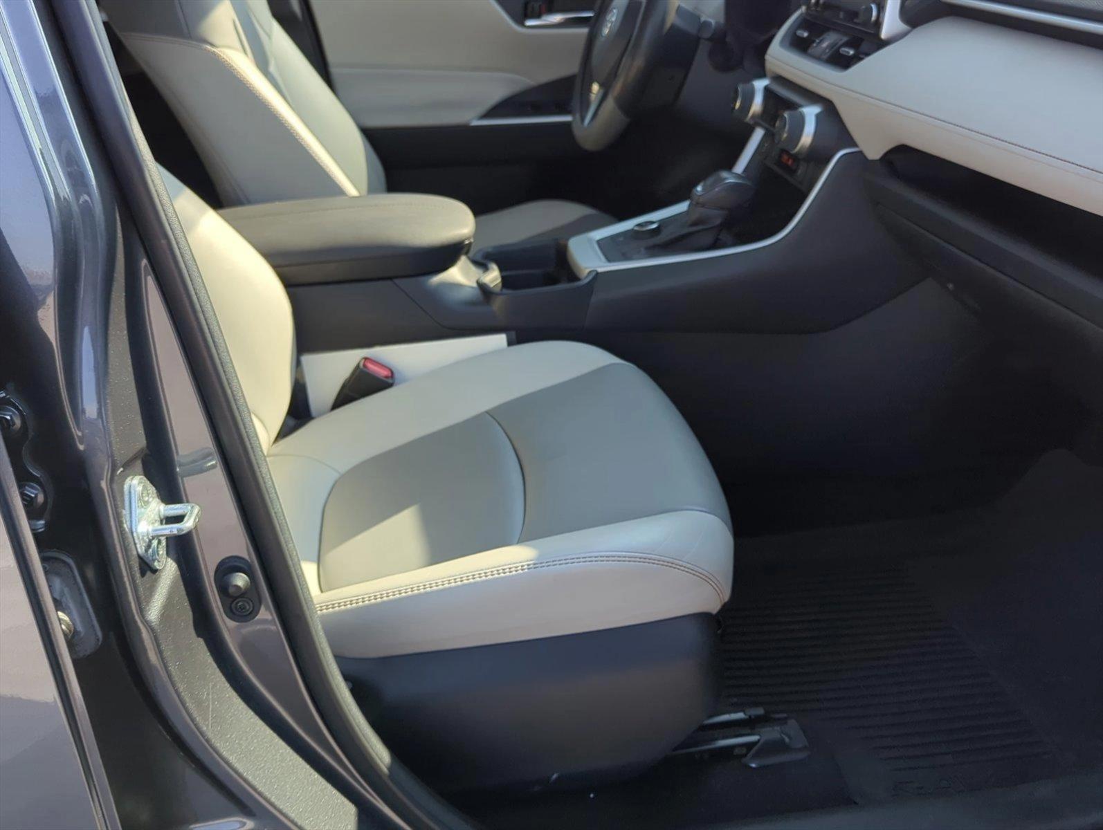 2021 Toyota RAV4 Vehicle Photo in Ft. Myers, FL 33907