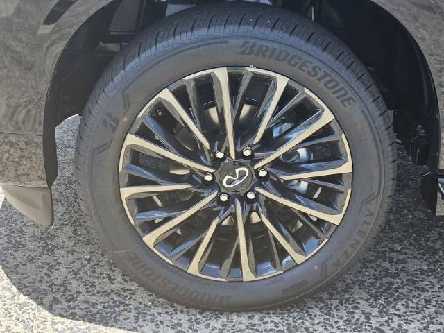 2025 INFINITI QX80 Vehicle Photo in Fort Worth, TX 76132