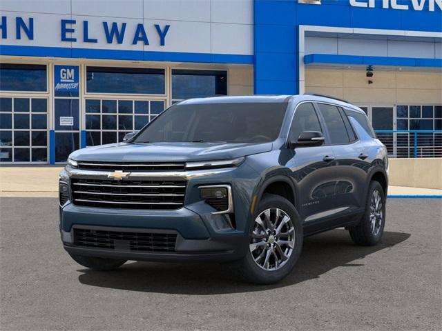 2025 Chevrolet Traverse Vehicle Photo in ENGLEWOOD, CO 80113-6708