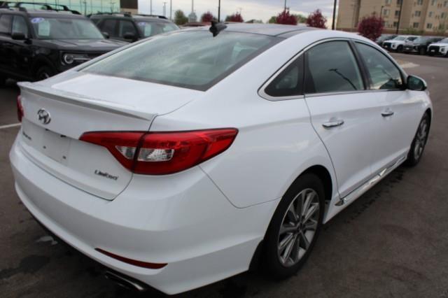 2016 Hyundai SONATA Vehicle Photo in Green Bay, WI 54304