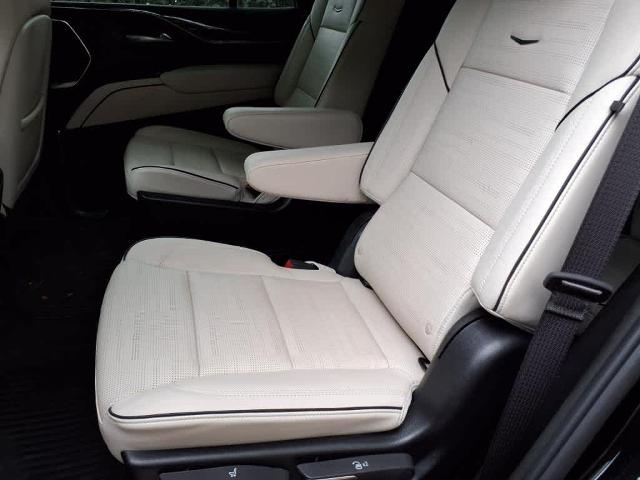 2024 Cadillac Escalade Vehicle Photo in San Antonio, TX 78230-1001