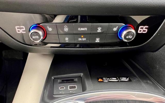 2023 Buick Enclave Vehicle Photo in EFFINGHAM, IL 62401-2832