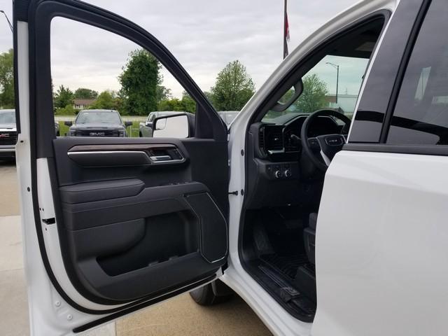2025 GMC Sierra 1500 Vehicle Photo in ELYRIA, OH 44035-6349