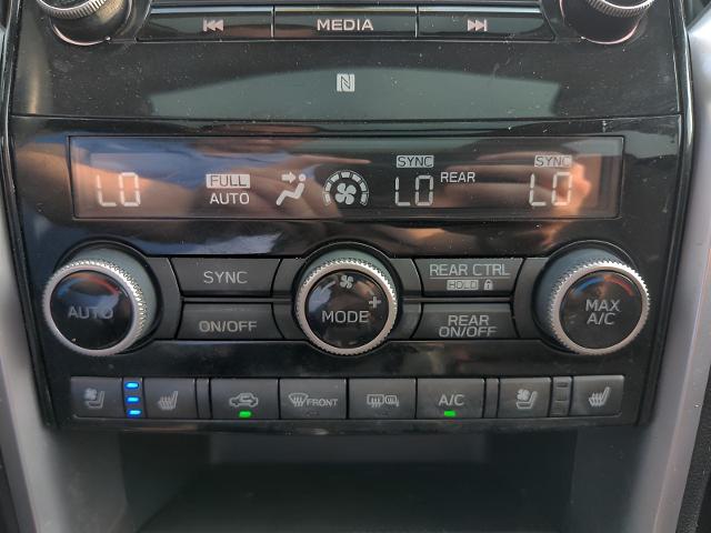 2022 Subaru Ascent Vehicle Photo in Green Bay, WI 54304