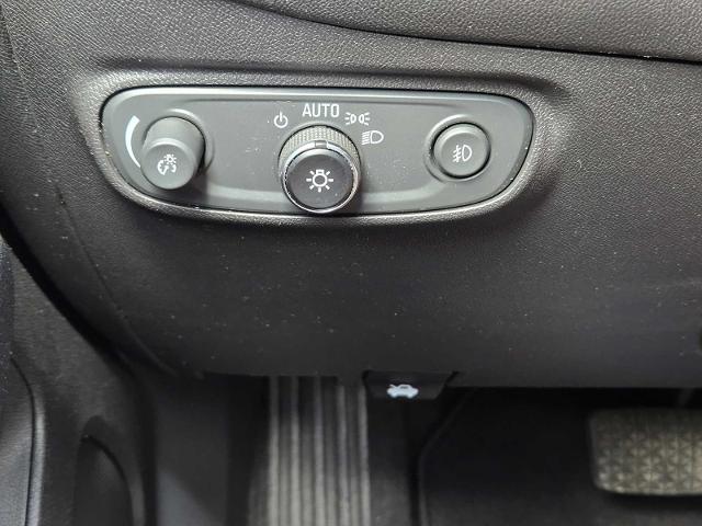 2020 Chevrolet Equinox Vehicle Photo in DENTON, TX 76210-9321