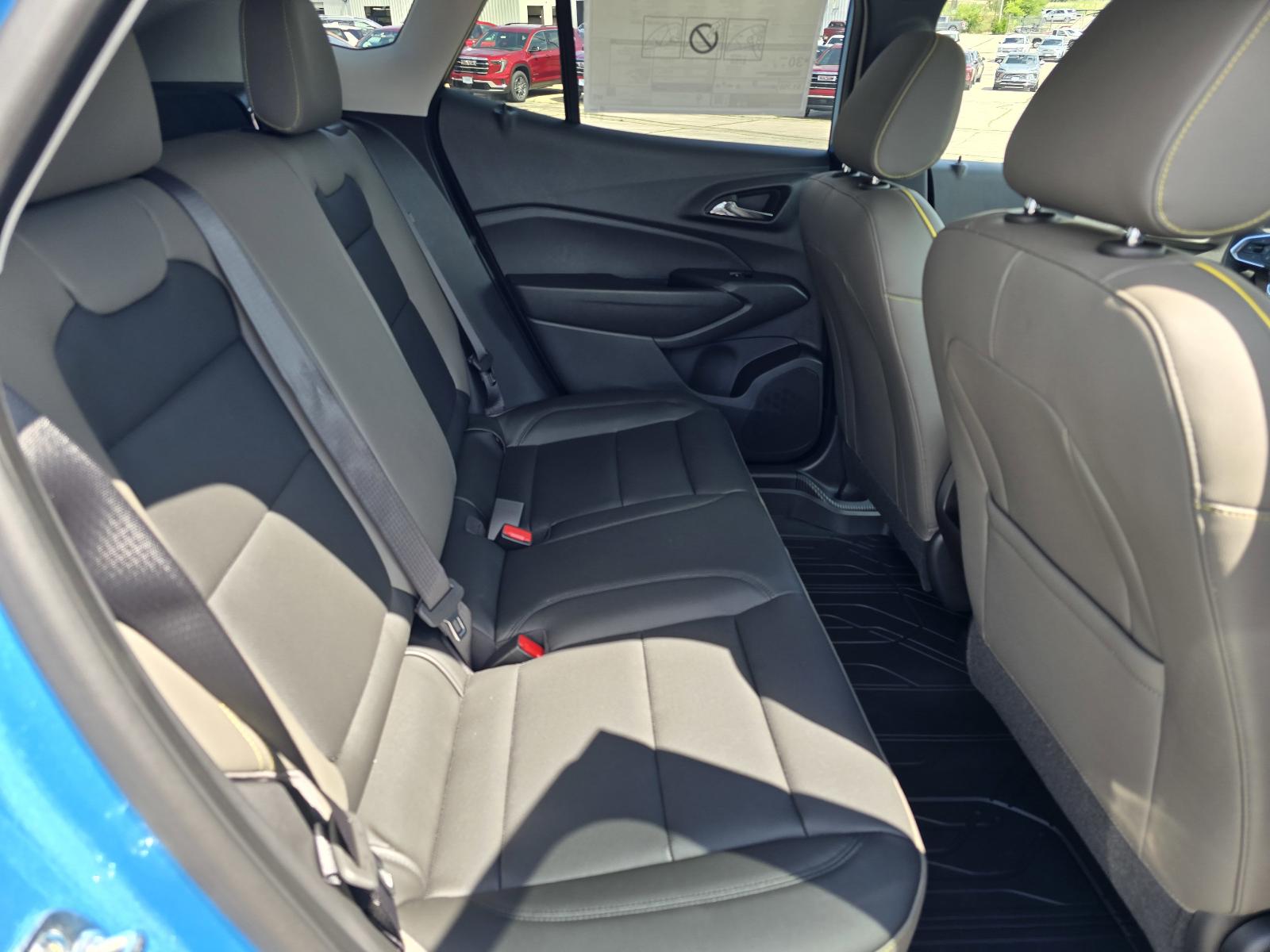 2025 Chevrolet Trax Vehicle Photo in Rolla, MO 65401