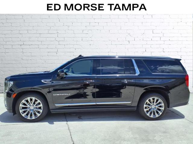2023 GMC Yukon XL Vehicle Photo in Tampa, FL 33612