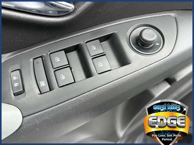 2022 Chevrolet Trax Vehicle Photo in Roslyn, NY 11576