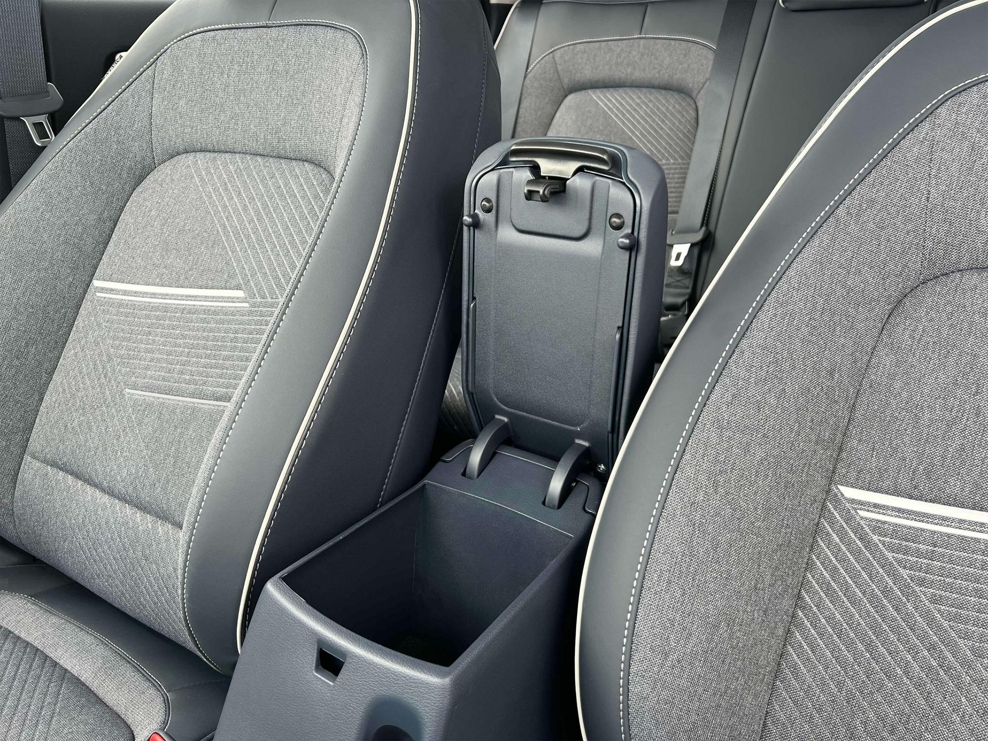 2025 Hyundai VENUE Vehicle Photo in Harrisburg, PA 17111