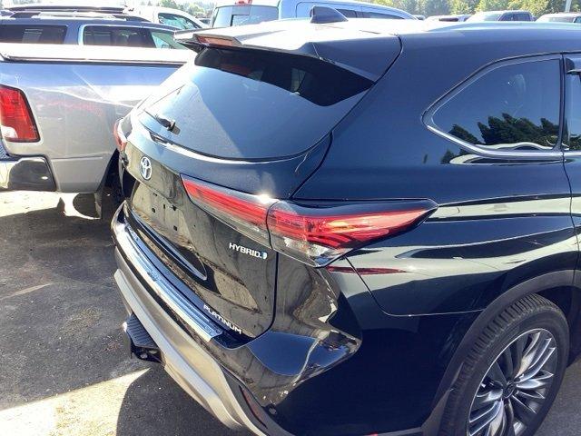 2021 Toyota Highlander Vehicle Photo in PUYALLUP, WA 98371-4149